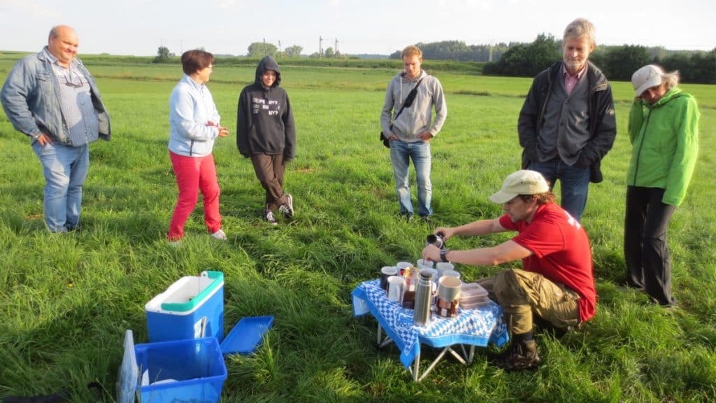 Nach der Ballonfahrt gibt es Kaffee oder ein kühles Bierchen!